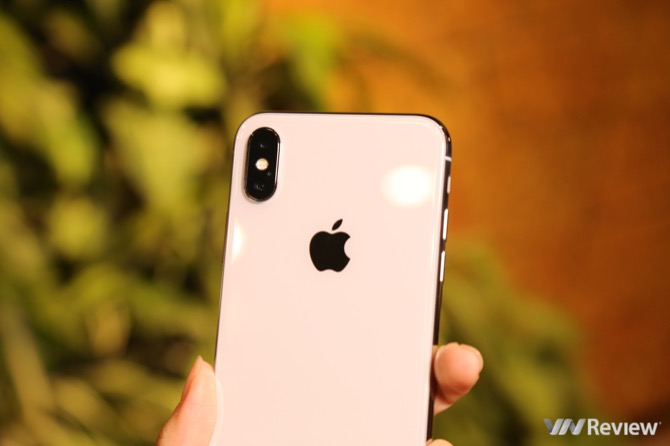iPhone là sản phẩm công nghệ bán chạy nhất 2017