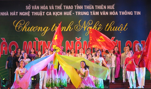 Hát mừng năm mới 2018
