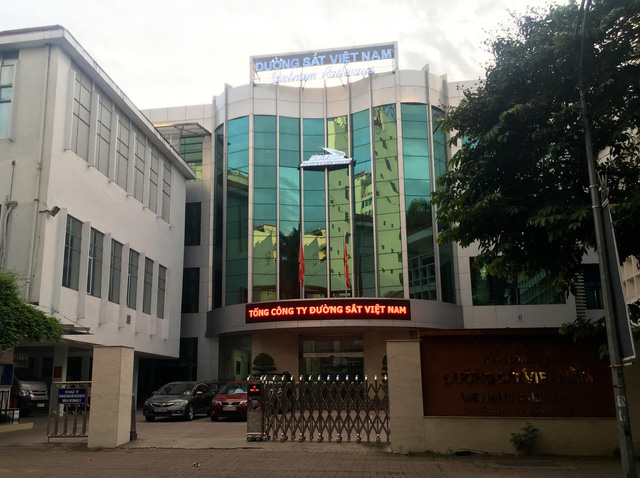 Đường sắt sẽ sáp nhập, thu gọn bộ máy siêu… “cồng kềnh”