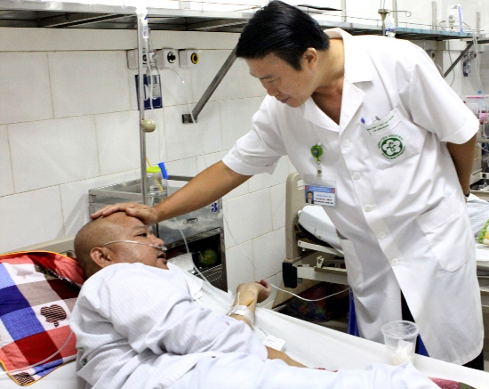 Đấu thầu thuốc tập trung Mua được thuốc rẻ nhưng vẫn nhiều băn khoăn