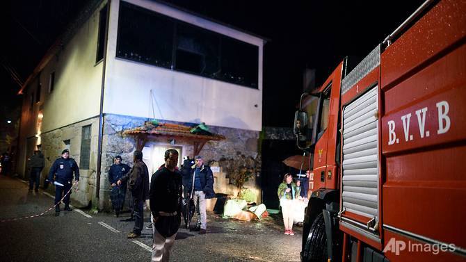 Bồ Đào Nha Hoả hoạn nghiêm trọng, ít nhất 46 người thương vong