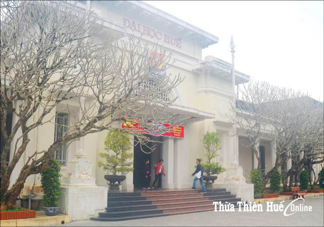 Giải tỏa “tâm tư” cho đại học Huế