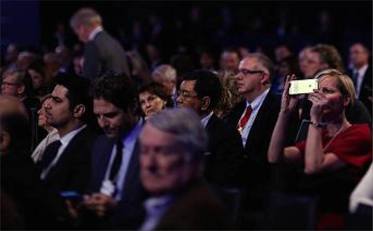 Tạo dựng một tương lai chung trong thế giới rạn nứt