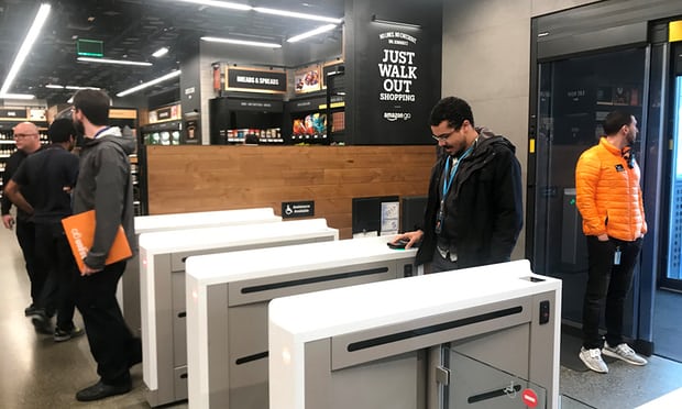 Amazon khai trương cửa hàng bán lẻ tự động đầu tiên