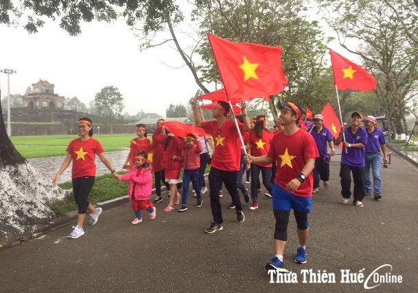 Cố đô Huế cổ vũ U23 Việt Nam với khí thế hừng hực