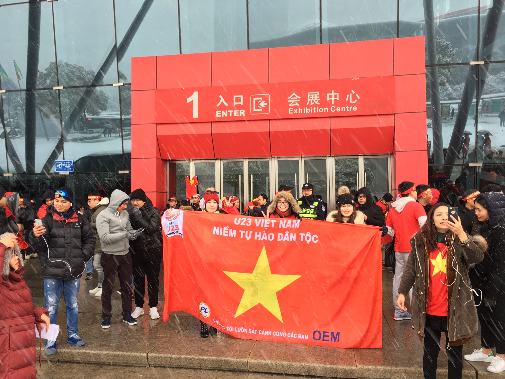 Sân Thường Châu trước giờ bóng lăn