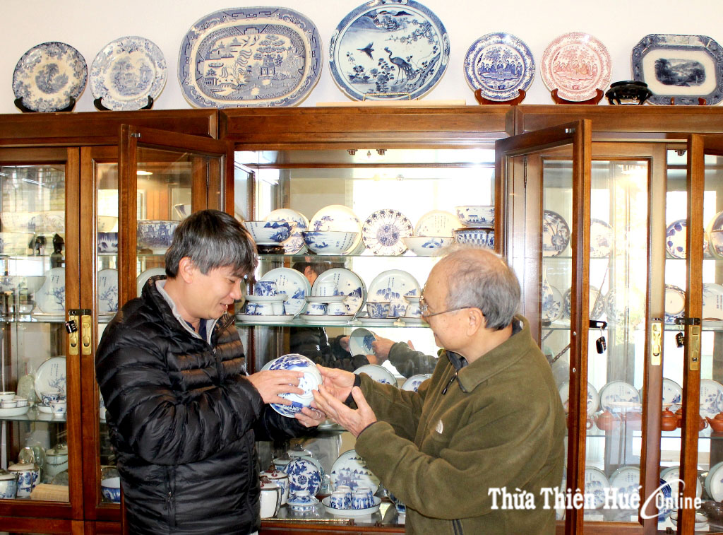Cổ vật Huế của một người xa xứ
