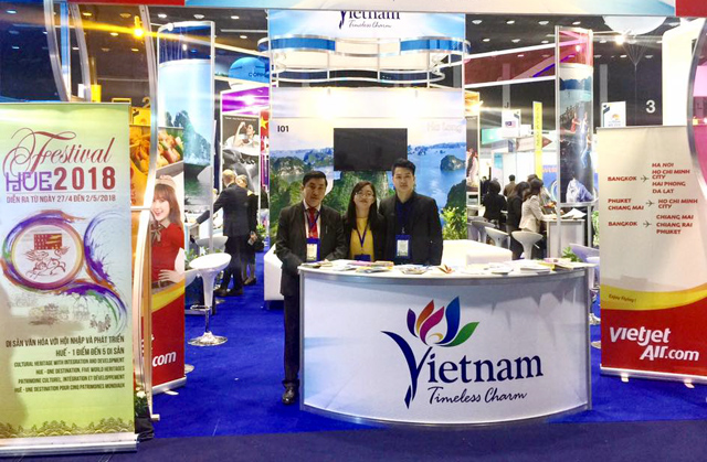 Hue City claims double trophies at ASEAN Tourism Forum 2018