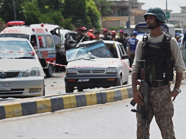 Pakistan Đánh bom tại đơn vị quân đội, 3 sỹ quan thiệt mạng