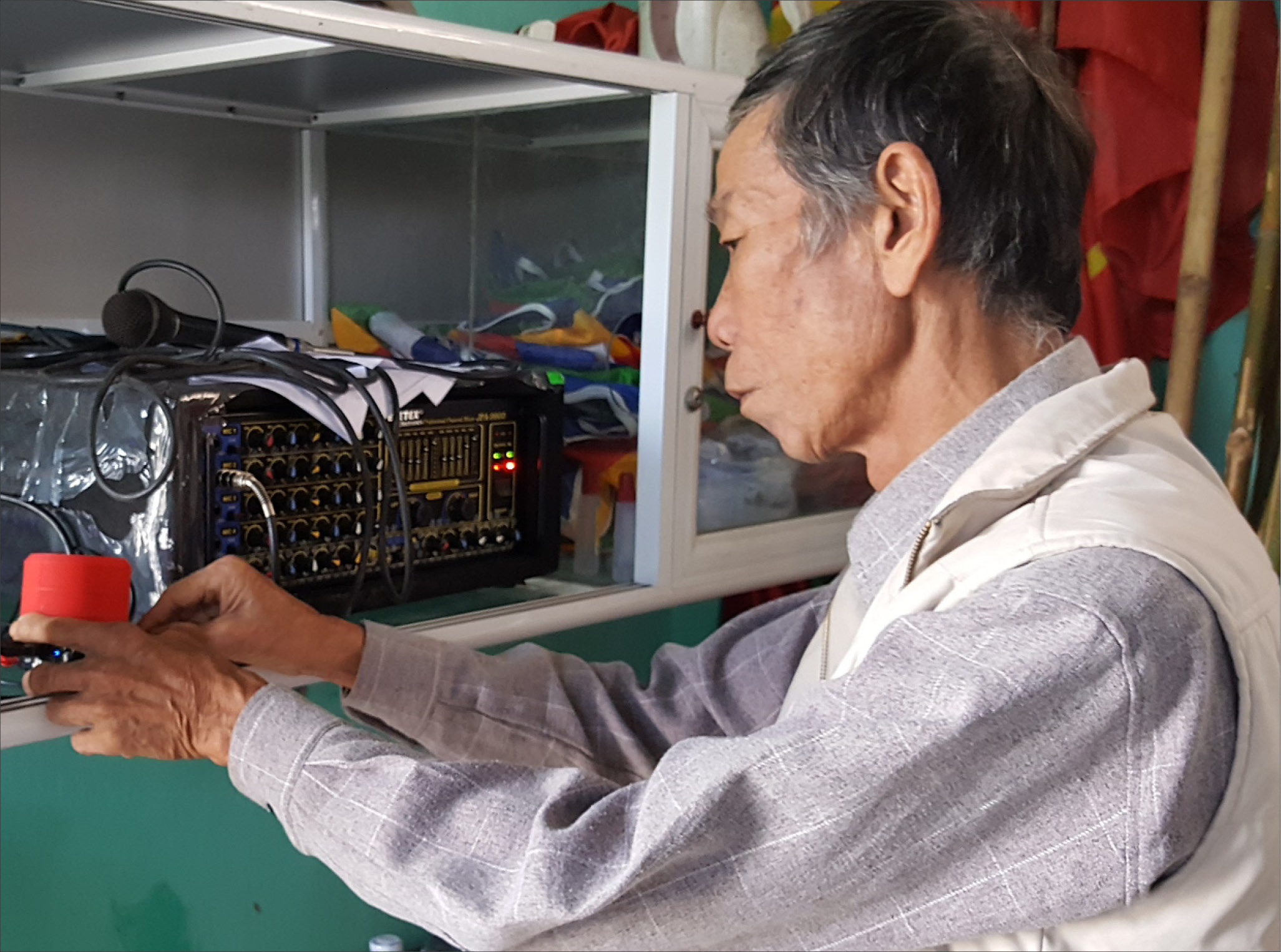 Ông Tuấn hâm thôn Trung Thạnh