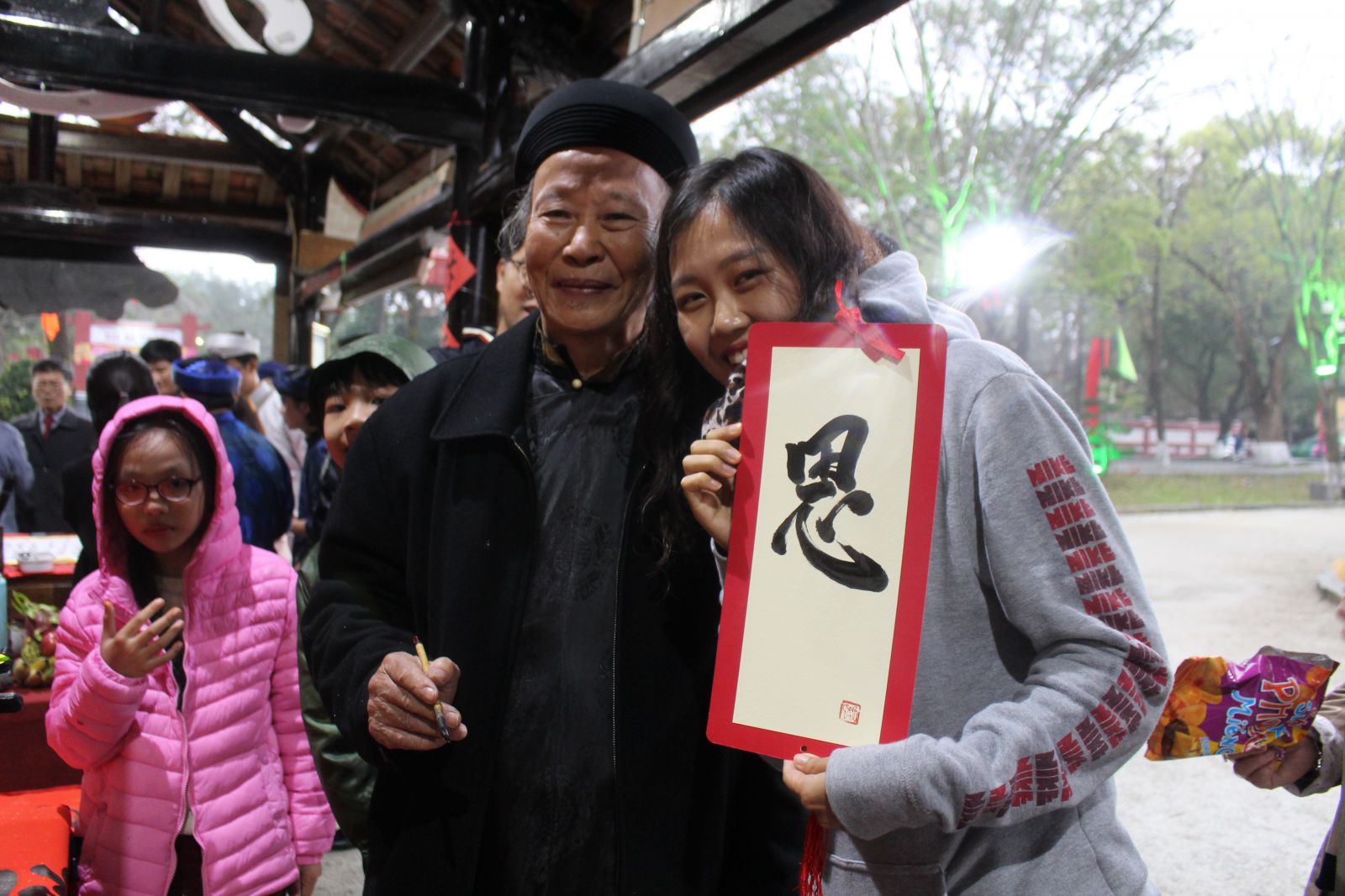 Spring Festival 2018 highlights traditional features