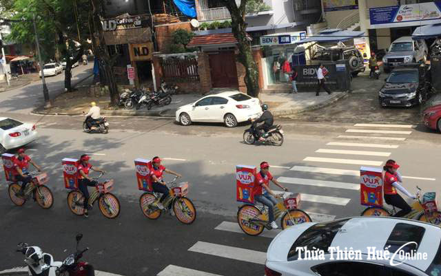 The city embellished to welcome Hue Festival