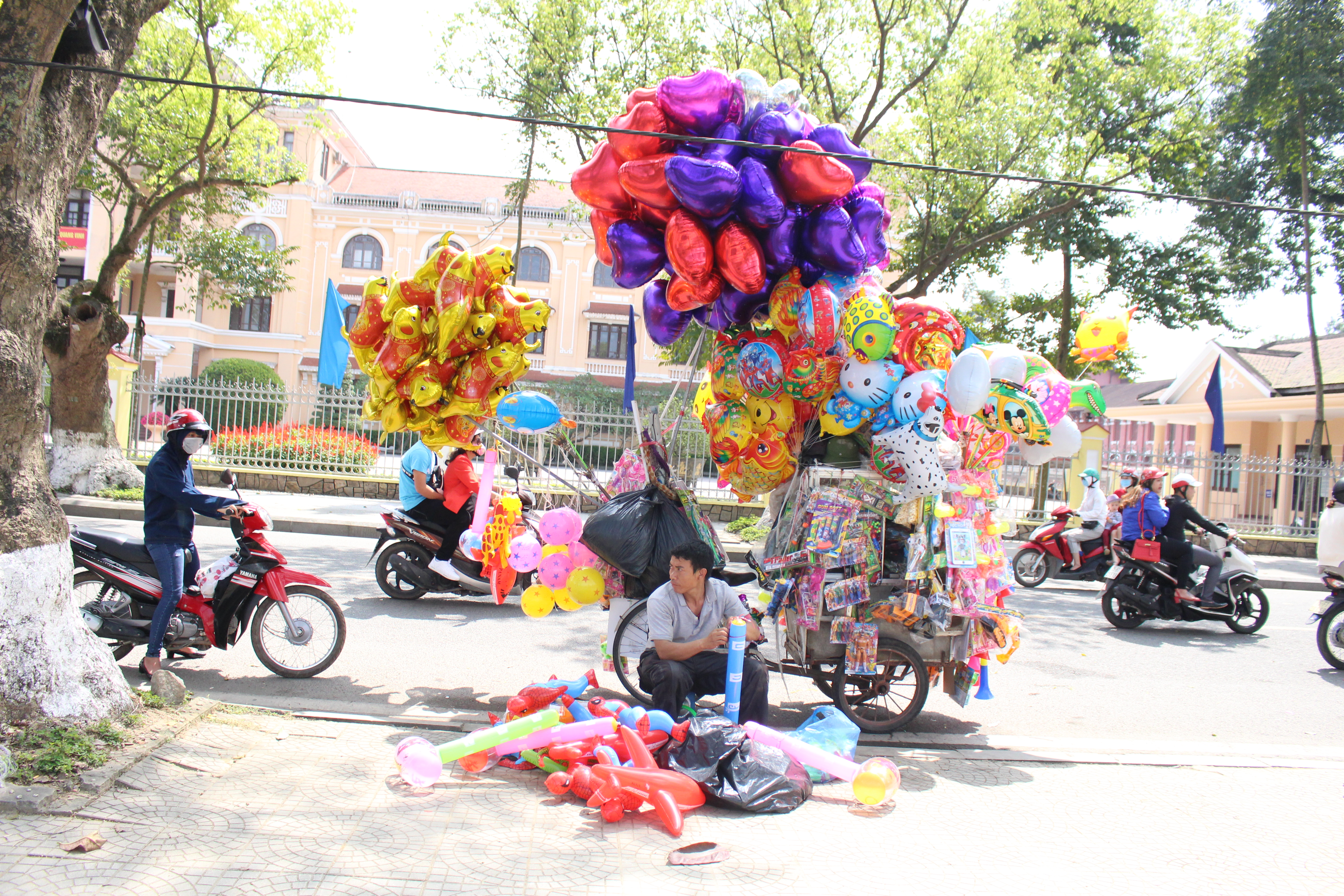 Mưu sinh ngày tết