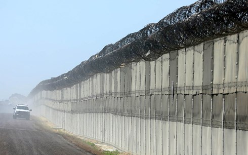103 người nhập cư được giải cứu trong một xe tải ở Mexico