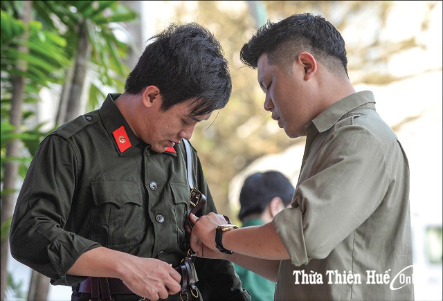 369 đoàn viên thanh niên tình nguyện nhập ngũ