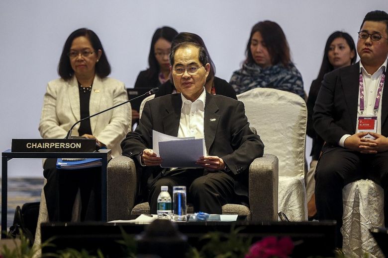Đẩy mạnh thương mại là vấn đề hàng đầu