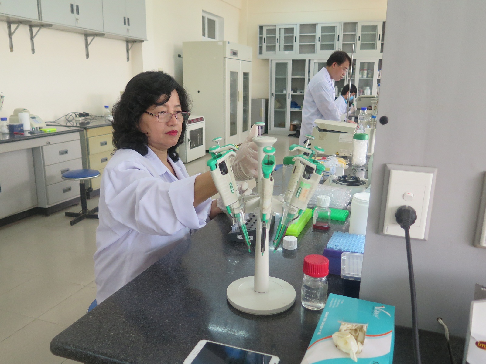 PGS TS Đinh Thị Bích Lân đoạt giải thưởng Kovalevskaia 2017