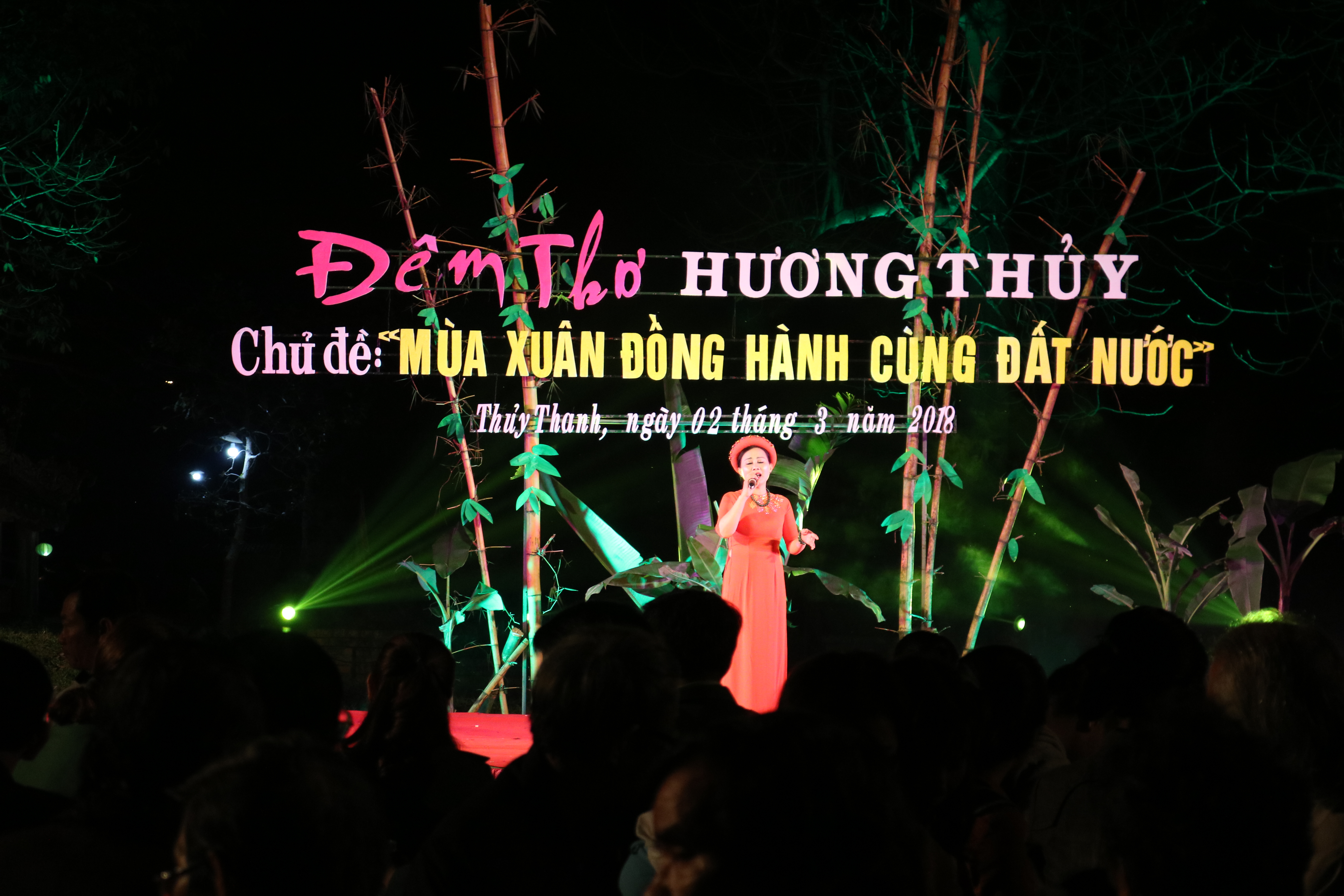 Ngâm thơ bên dòng Như Ý