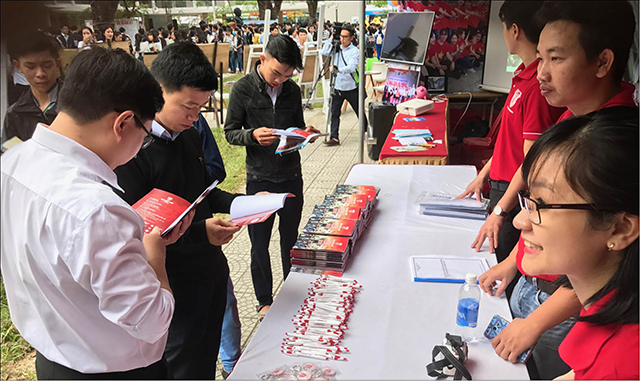 Cẩn trọng và có chọn lọc khi tiếp cận thông tin tuyển sinh