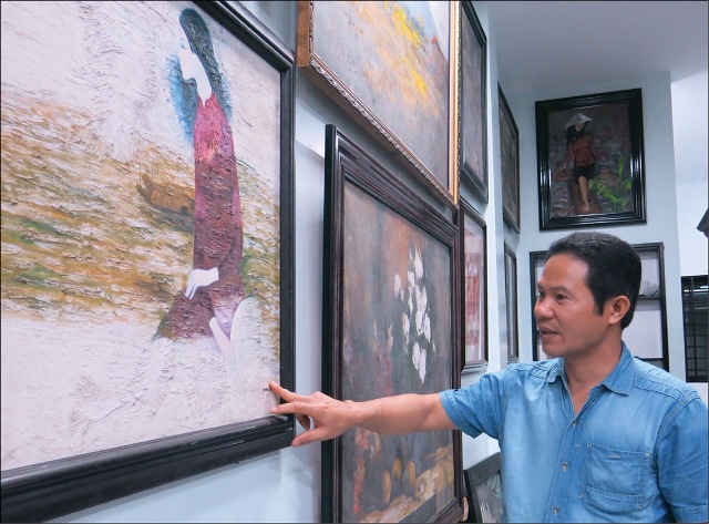 Nguyen Huu Hoang’s collection of paintings