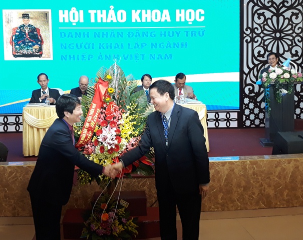 Assessing the services to photography of cultural luminary Dang Huy Tru