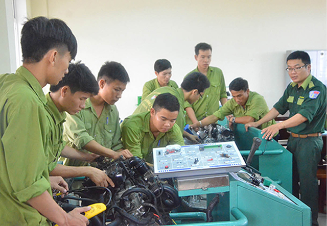 Không còn “cưỡi ngựa xem hoa”