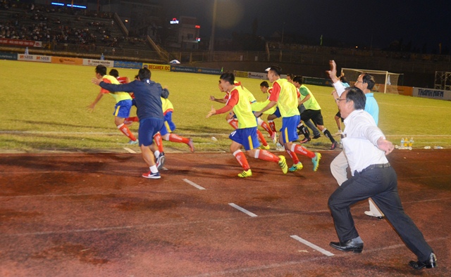 Cúp về miền Hồng Ngự