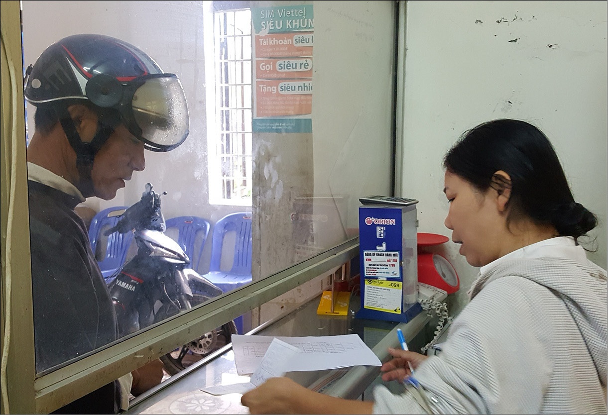 Vui buồn nhân viên bưu điện văn hóa xã