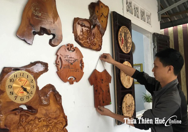 Thêm nhiều sản phẩm hàng lưu niệm mới