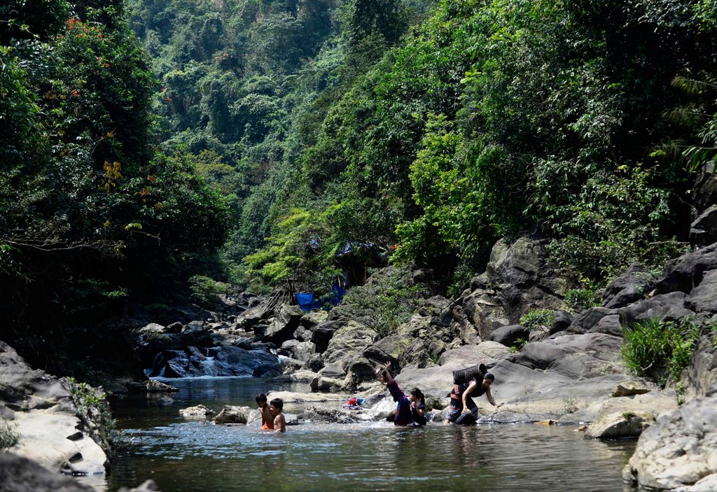 Nhịp sống trên vùng chiến khu xưa