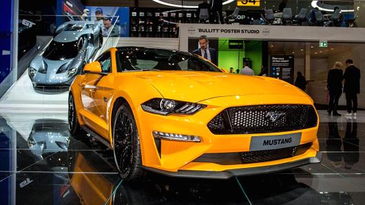 Alibaba và Ford ra mắt máy bán xe tự động ở Trung Quốc