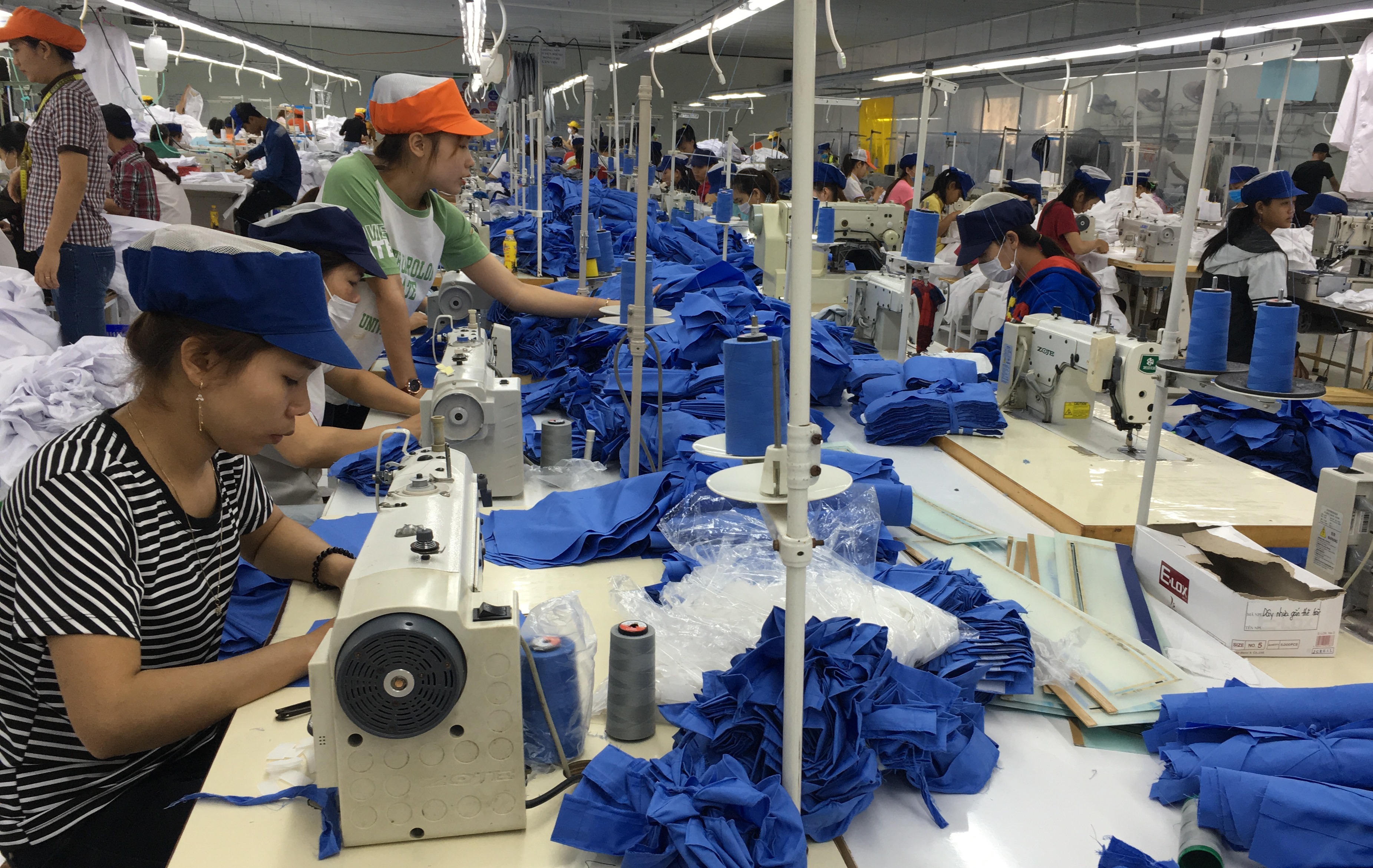 Supporting over VND 1 5 billion for rural industrial facilities