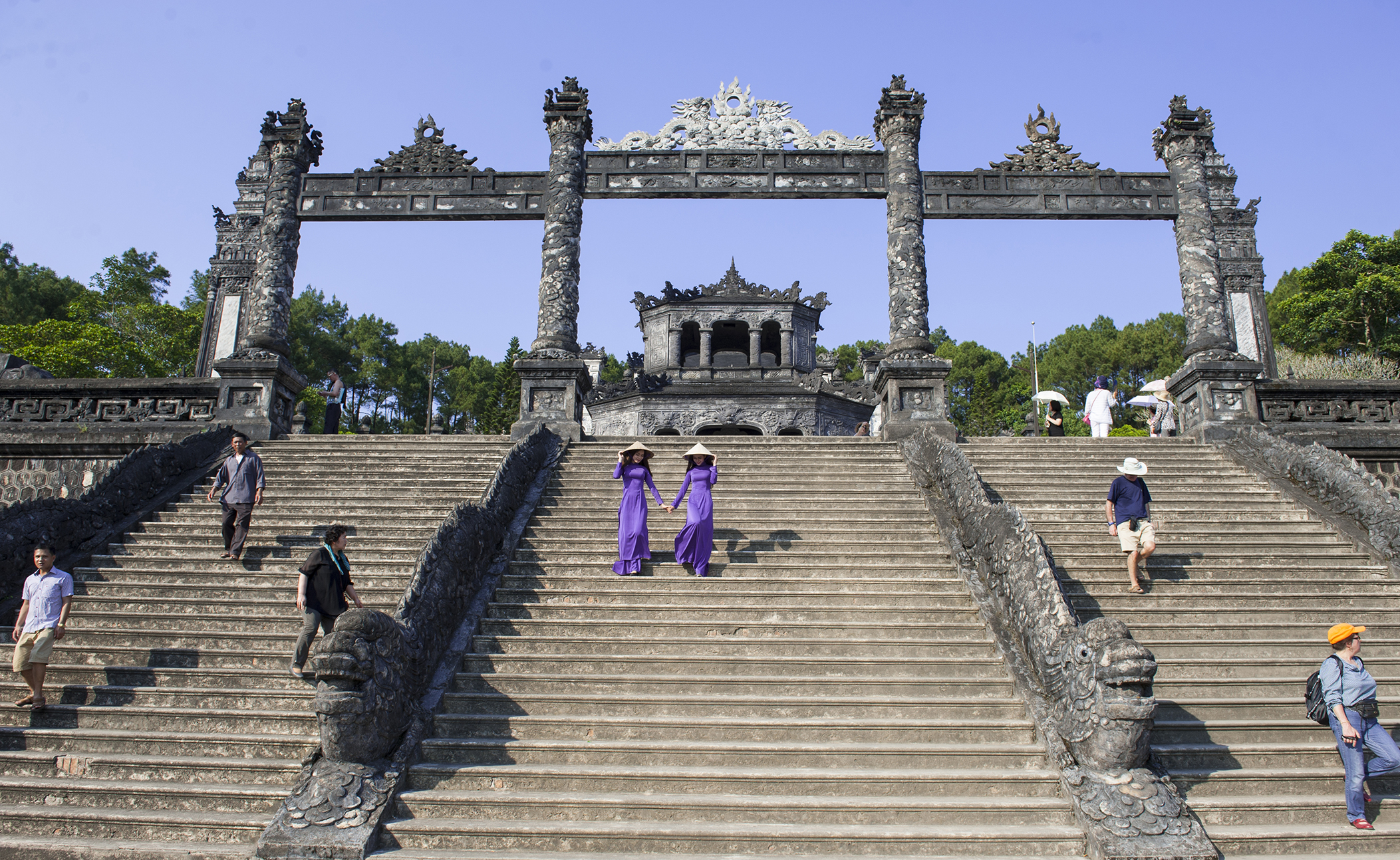 Ticket exemption and discount for visiting heritages