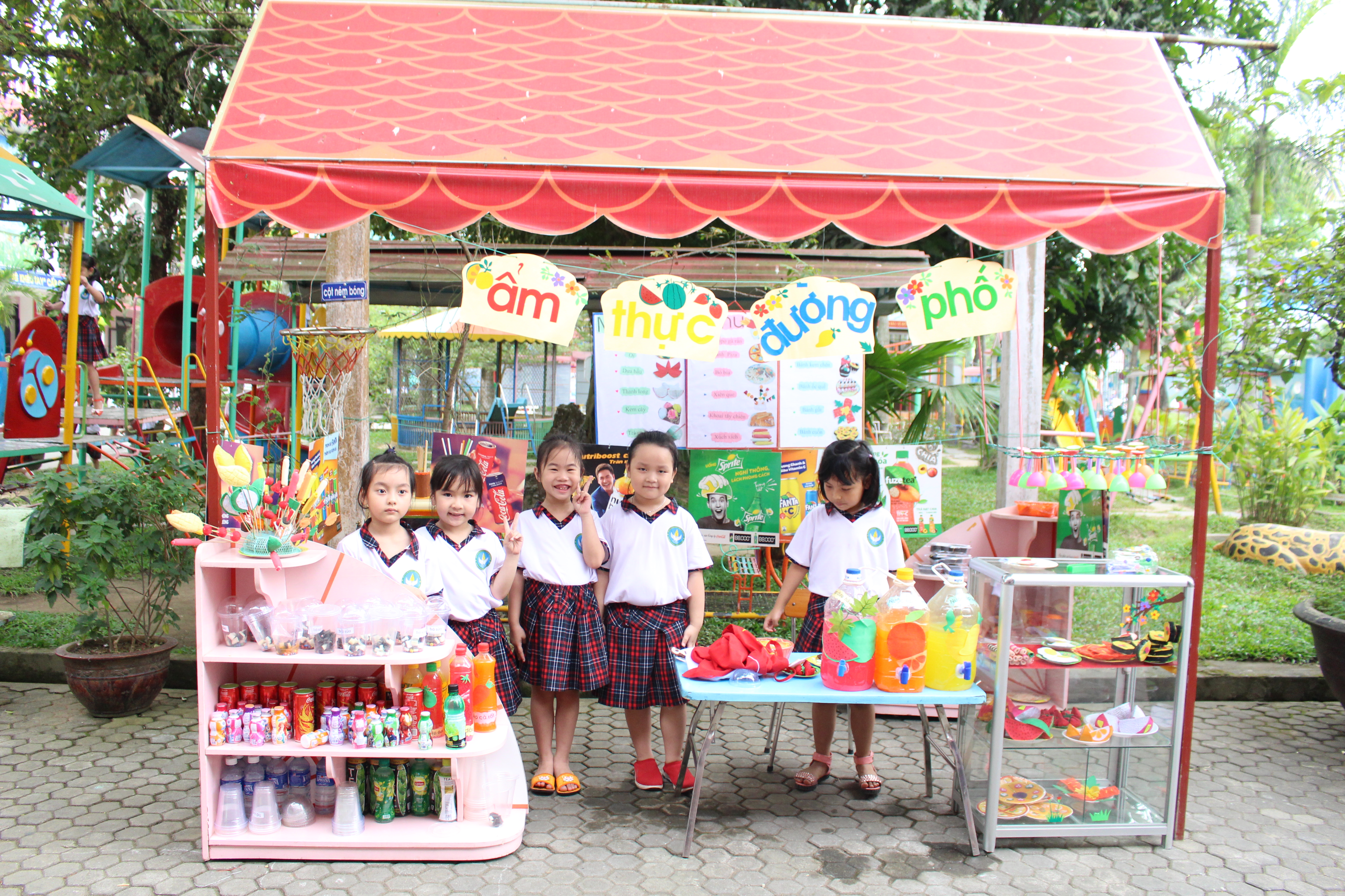 Xây dựng môi trường giáo dục lấy trẻ làm trung tâm