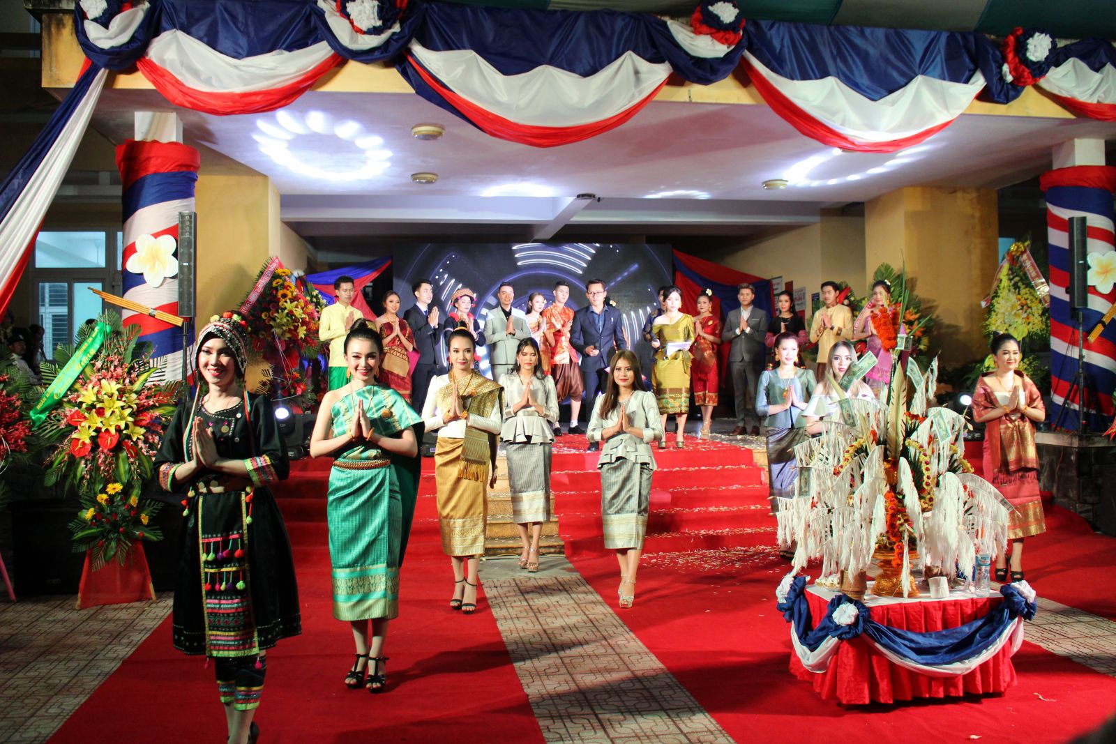 Warm Lao New Year Bunpimay festival