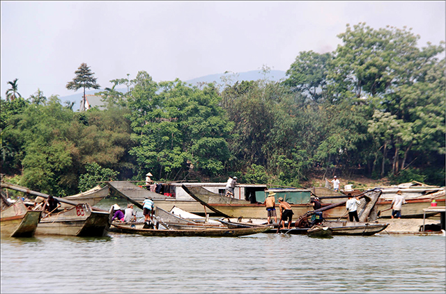 Giải quyết sinh kế cho người dân