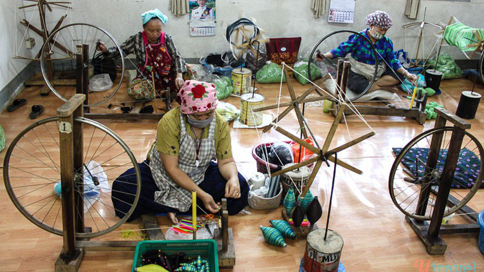 Hoàng gia Thái loại bỏ cây thuốc phiện như thế nào