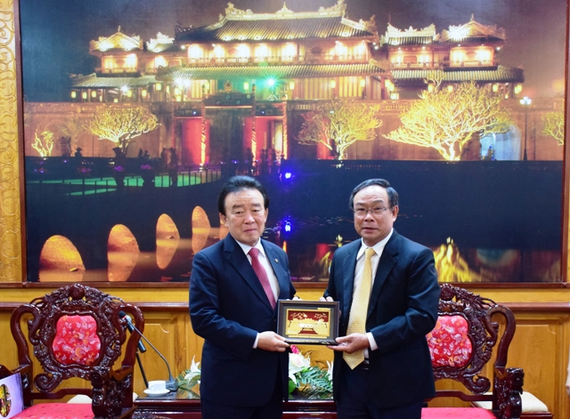 Đoàn công tác quận Yanggu, tỉnh Gangwon, Hàn Quốc đến Huế tìm hiểu cơ hội hợp tác đầu tư