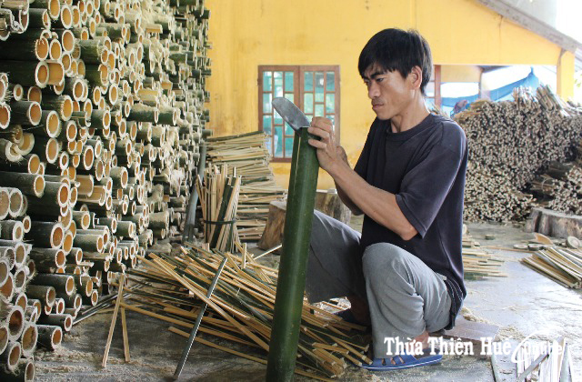 “Sáng” từ đôi tay