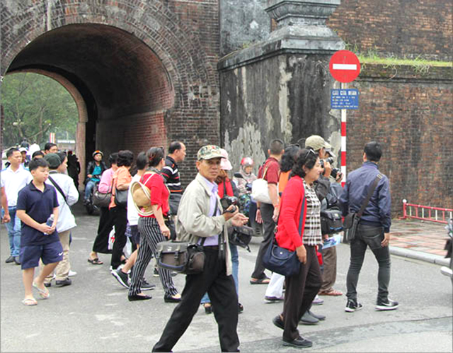 Quyết liệt, đồng bộ và nhân văn