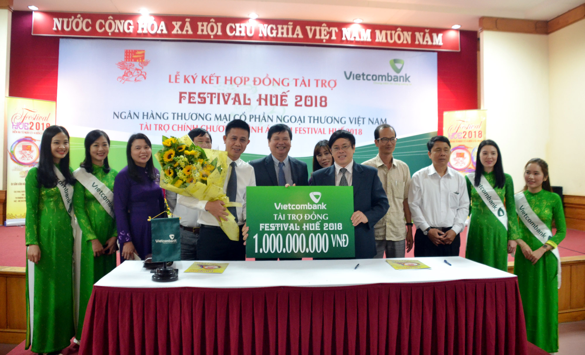 Vietcombank is the Bronze sponsor for Hue festival 2018