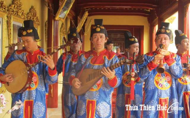 Đãi ngộ nghệ nhân, đừng chần chừ nữa