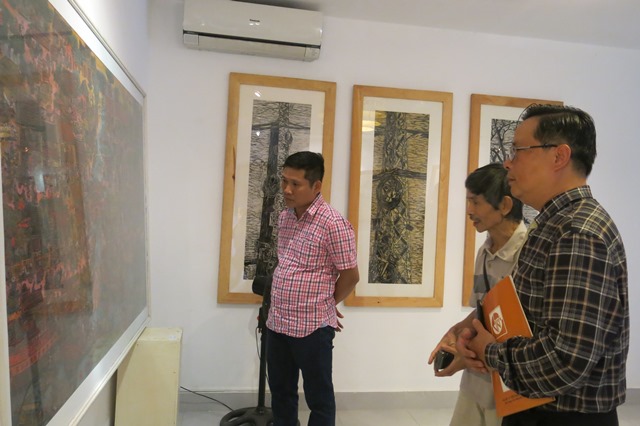 Sắc màu kết nối