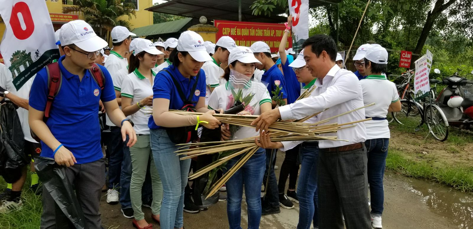 Doanh nhân chung tay bảo vệ môi trường Huế xanh