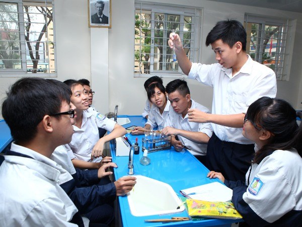 Tuyển sinh sư phạm Thí sinh chê đầu ra, Bộ siết đầu vào, trường lo ế