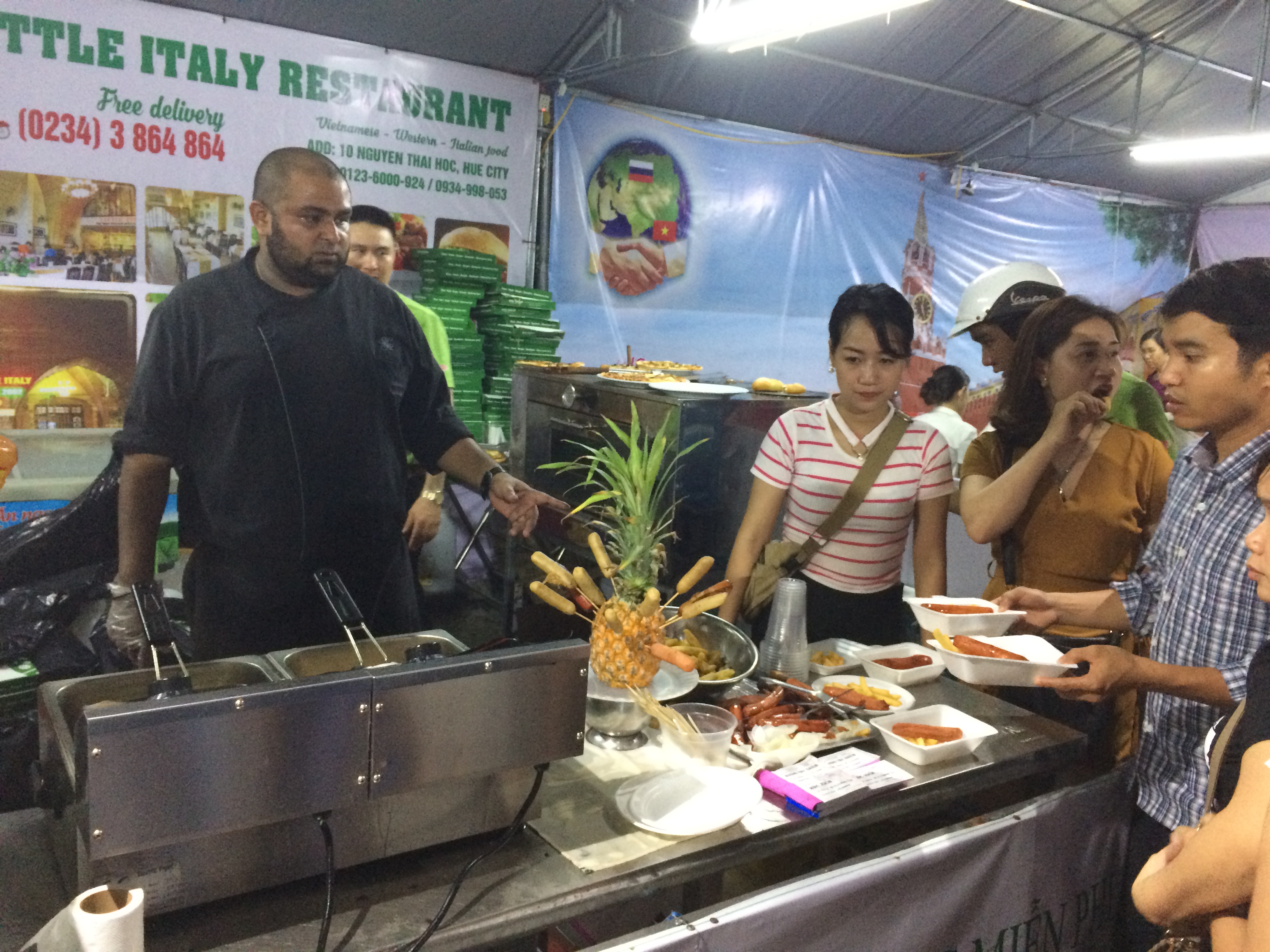 Mười ngàn hai chiếc