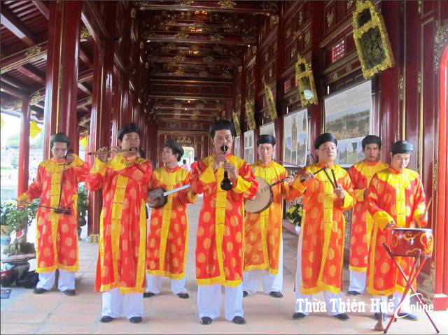 Phát huy giá trị văn hóa phi vật thể gắn với du lịch Huế Chưa xứng với tiềm năng