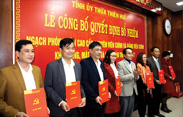 Xây dựng đội ngũ cán bộ ngang tầm với nhiệm vụ