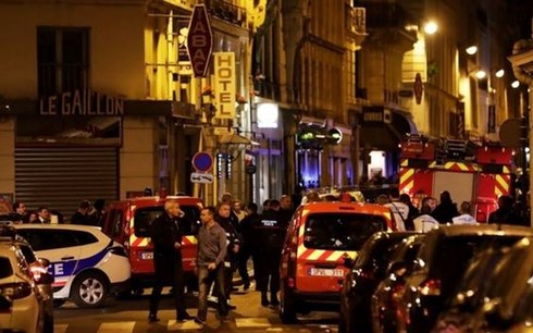 Tấn công bằng dao ở Paris khiến 1 người thiệt mạng