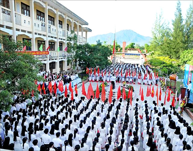 Thi THPT lớp 10 ở các huyện Cuộc đua không căng thẳng